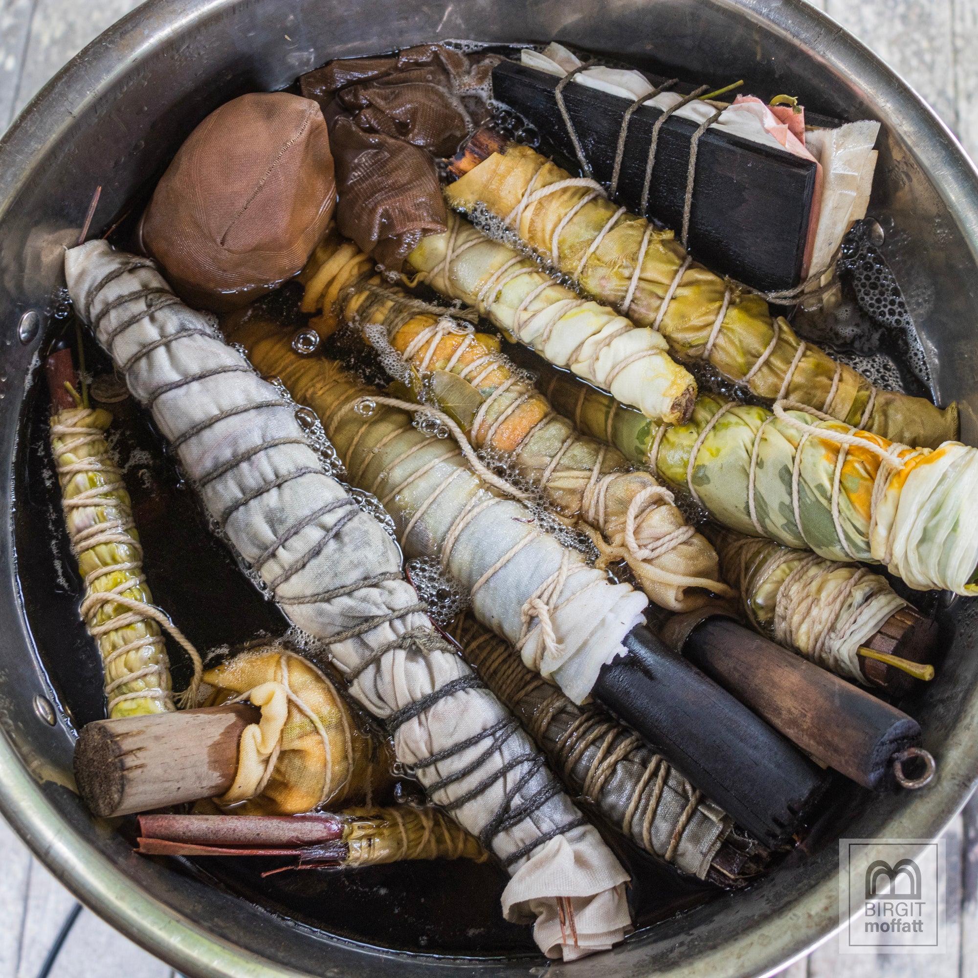 Eco-Dyeing Silk